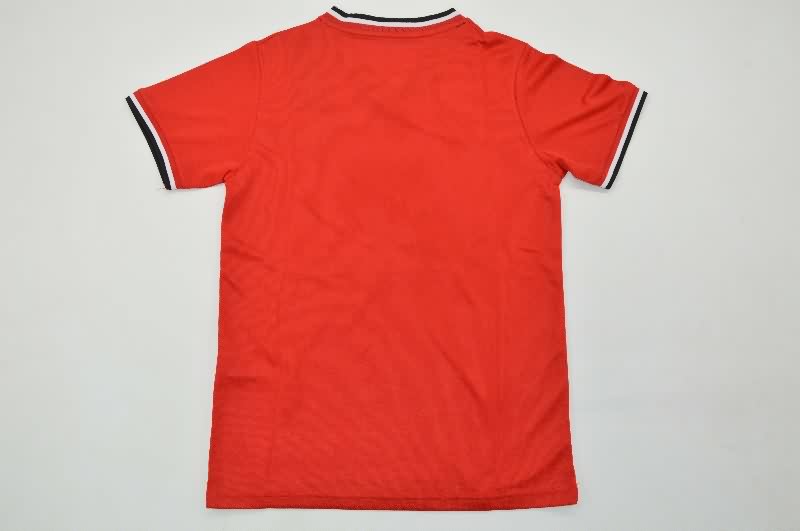 Kids Manchester United 2000/02 Home Soccer Jersey And Shorts