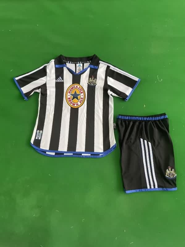 Kids Newcastle United 1999/00 Home Soccer Jersey And Shorts Kids Newcastle United 1999/00 Home Soccer Jersey And Shorts