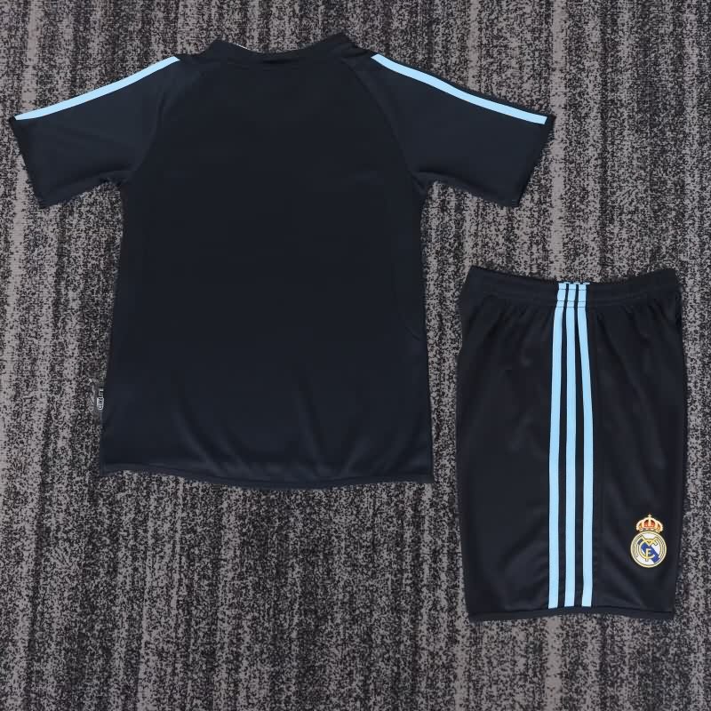 Kids Real Madrid 2003/04 Away Soccer Jersey And Shorts